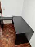 Mesa secretária preta Malm IKEA