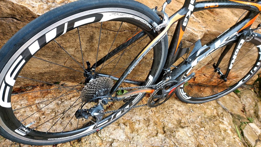 Rodas em carbono FFWARD