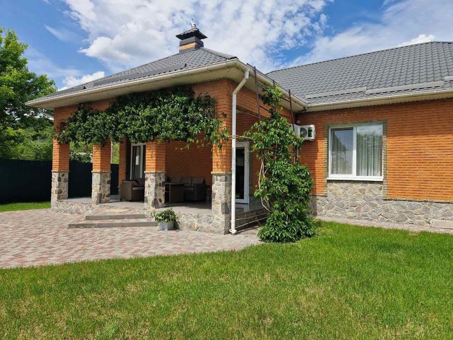 Вороніна, сучасний, стильний, затишний новий будинок, ексклюзивним пла