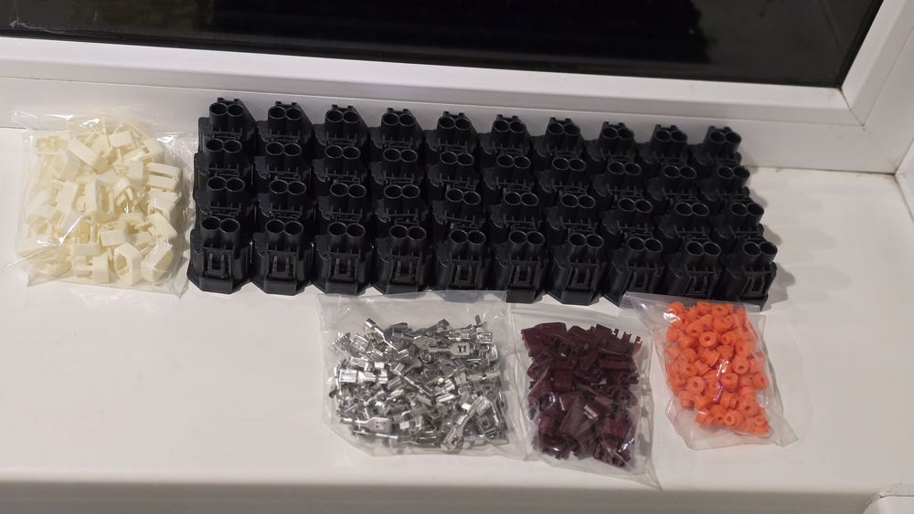 Фішка  електро ручніка Renault Scenic 3 4 ,  Megane 3 4  Коса