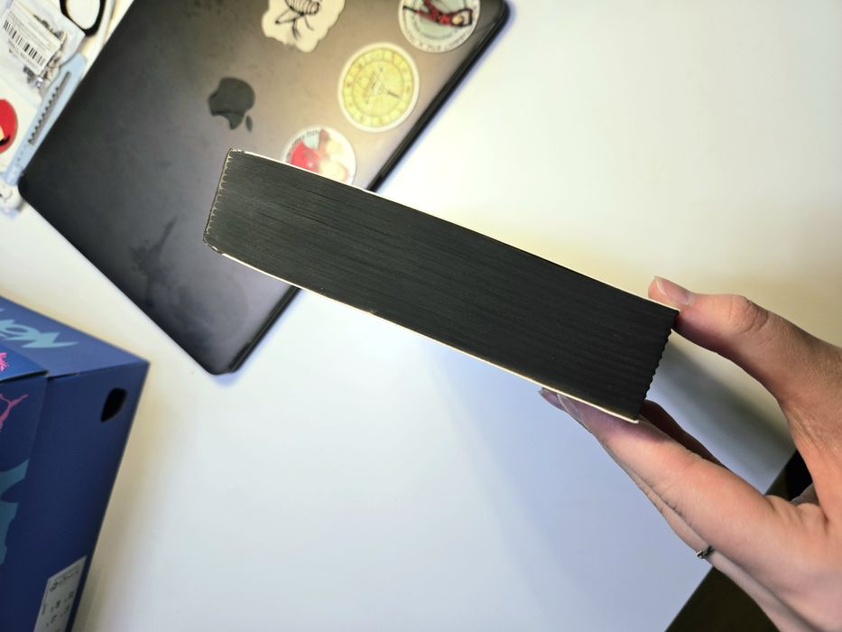 Książka w języku rosyjskim Аристотель и Данте открывают