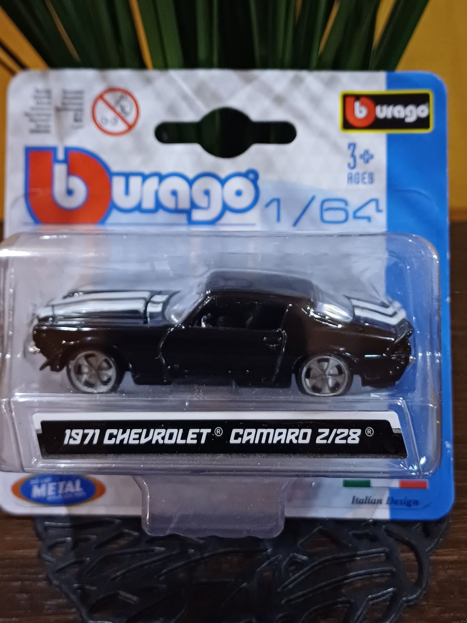 Bburago 1971 Chevrolet Camaro Z28