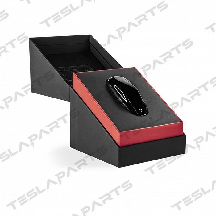Tesla підшивка прив'язка ключів на всі моделі