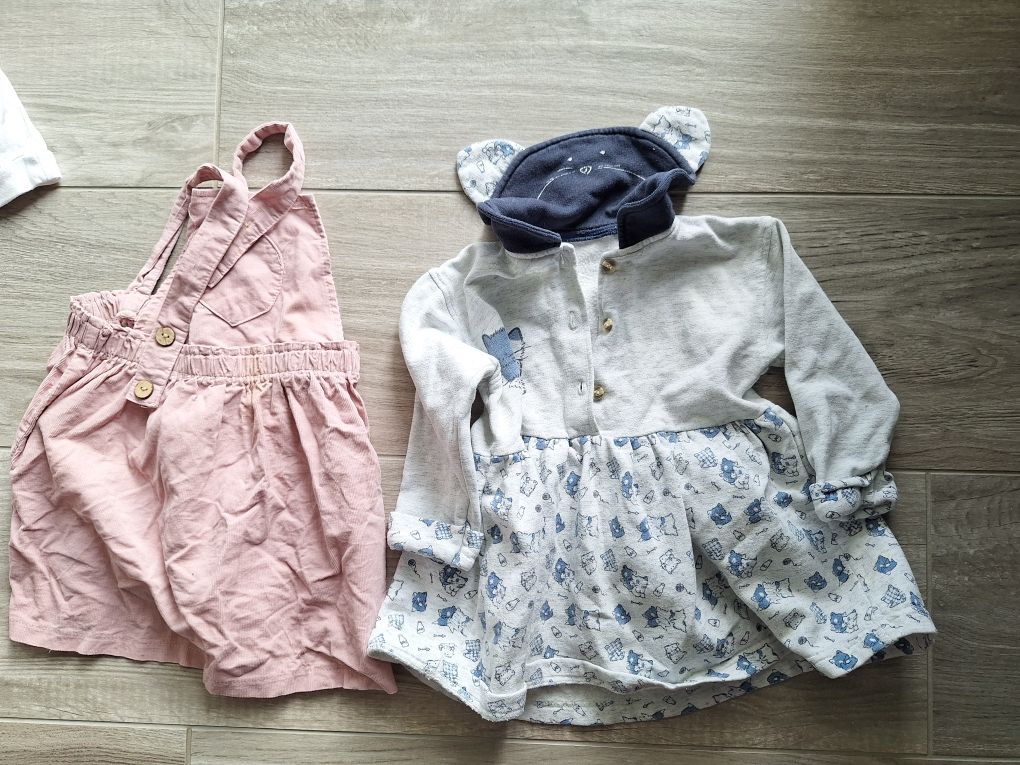 Paka ubrań r. 92 bluzki swetry body spodnie i inne - 27 ubrań
