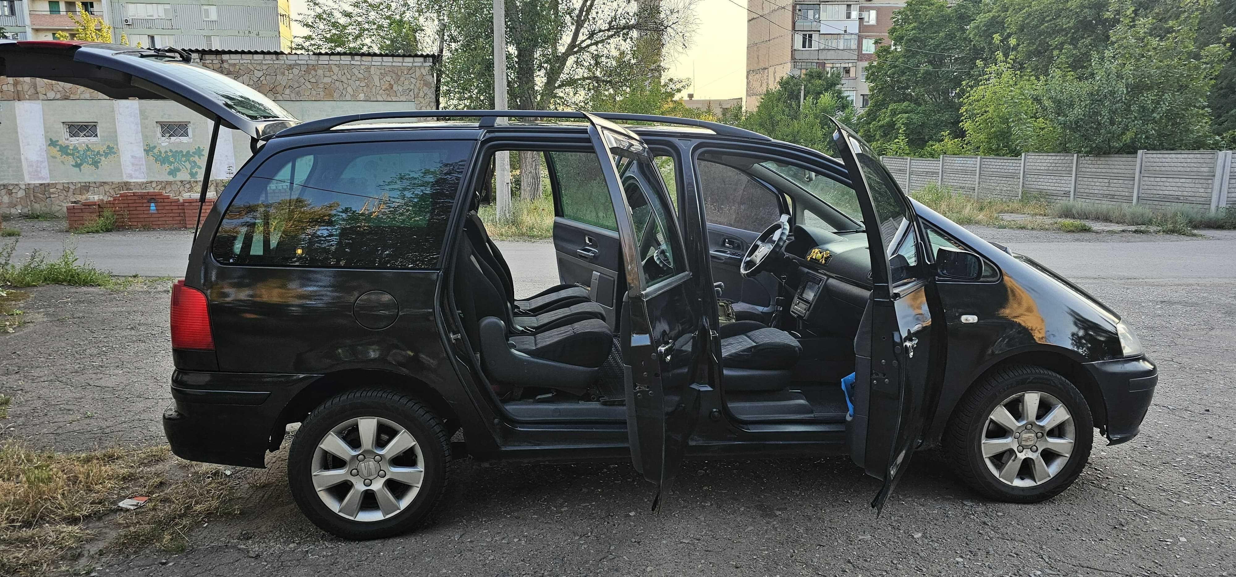 Продам чудовий мінівен Seat Alhambra 1.9 дизель, 2002 року випуску