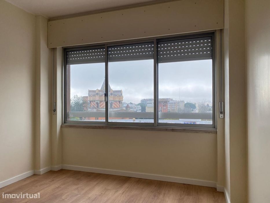 Escritório Edifício Concórdia, Portela