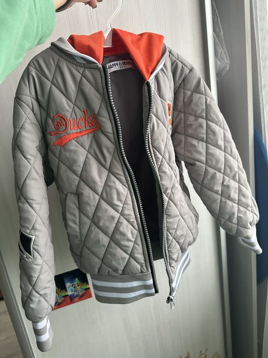 Куртка осінь весна