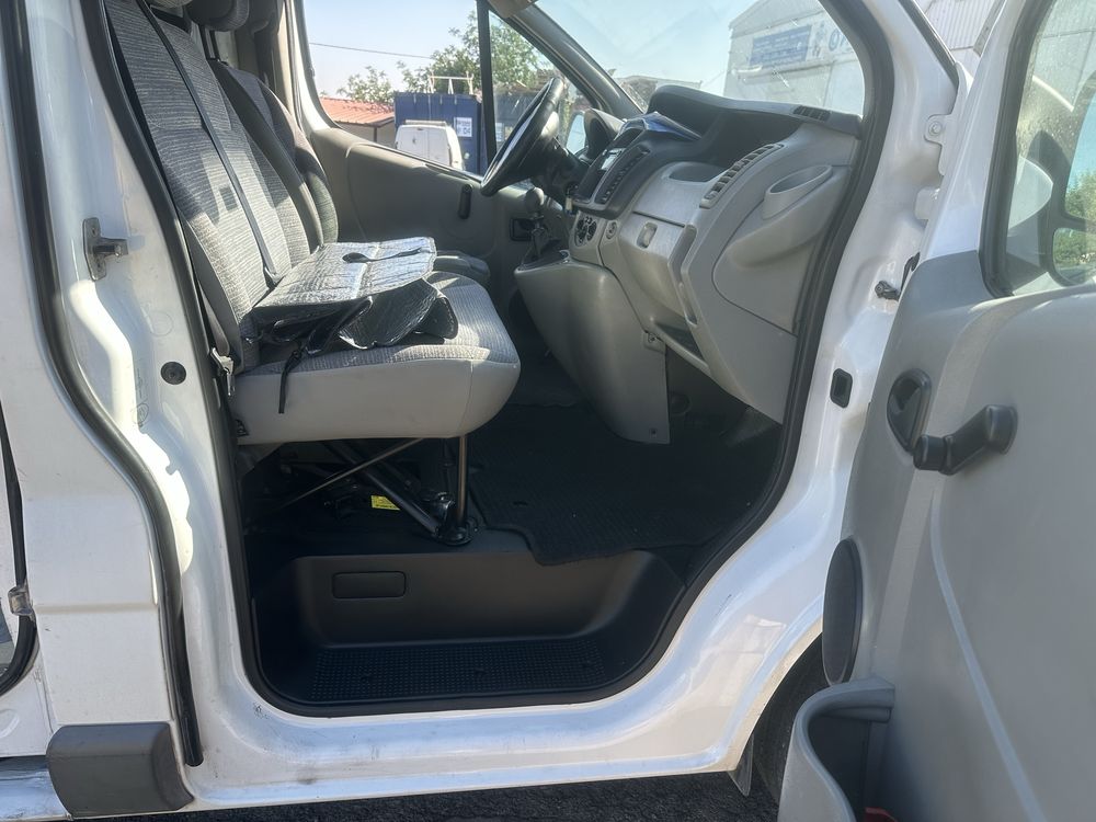 Renault Trafic fibrada