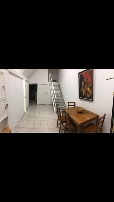 Aluguer quarto Camarate