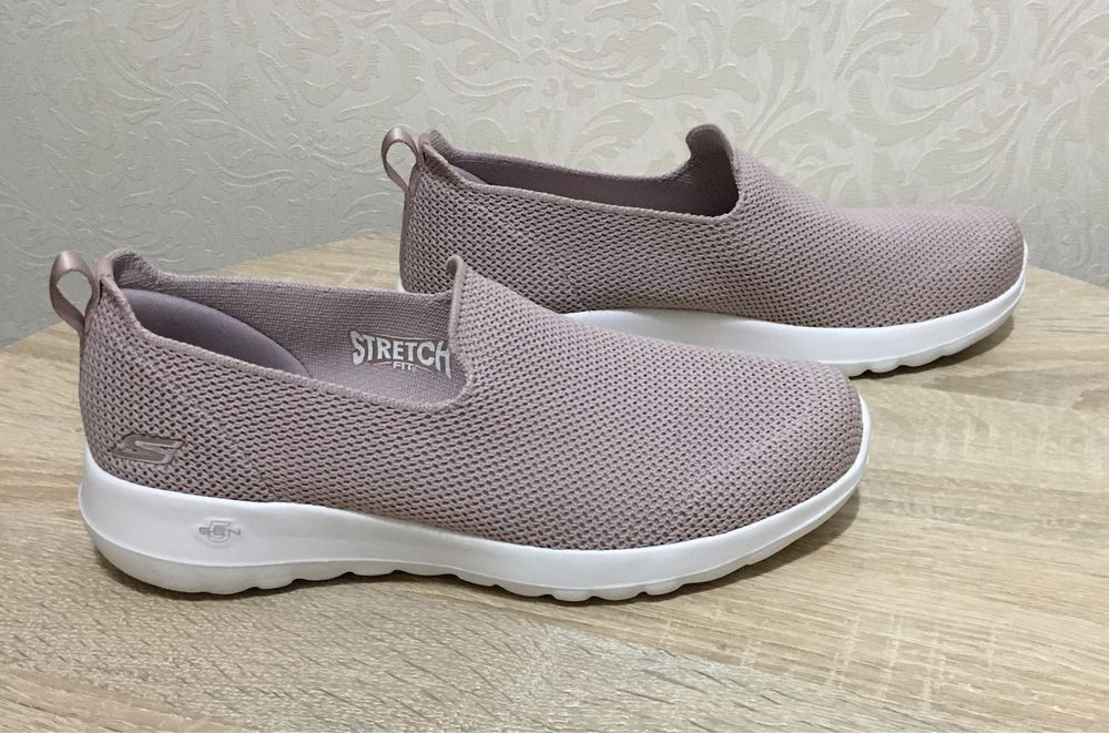 Сліпони Skechers