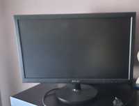 Monitor de computador com impressora e teclado