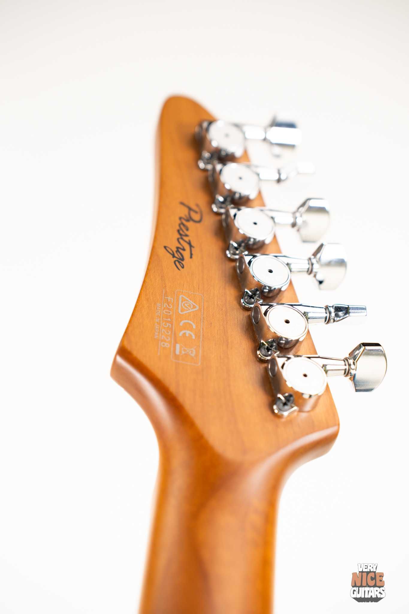 Ibanez AZ2204B Prestige