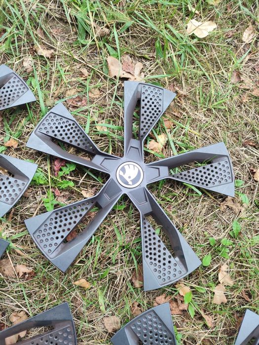 Komplet 4x kołpak dekiel Skoda KODIAQ nr6