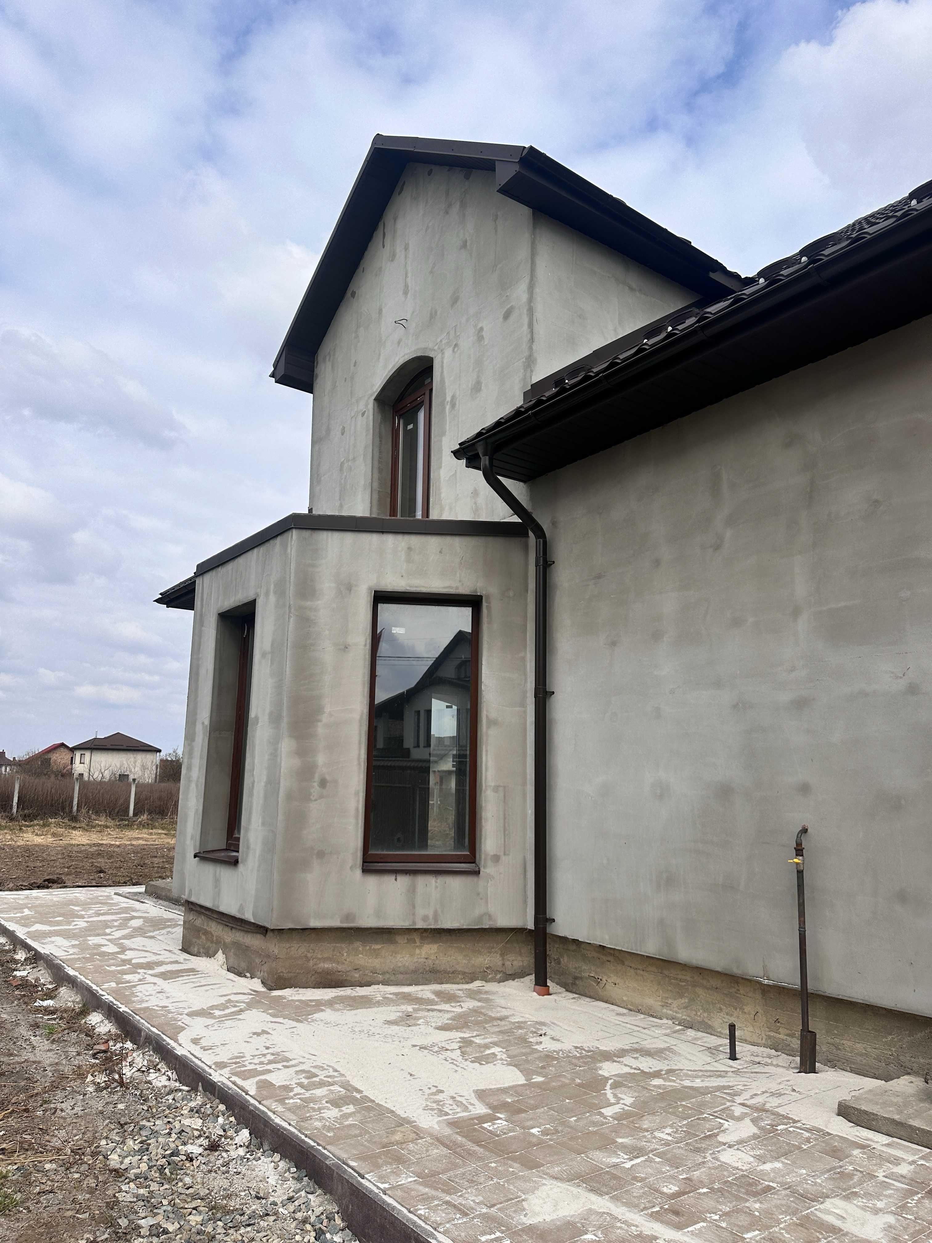 Двоповерховий будинок з гаражем і терасою, 12 соток, Драгомирчани