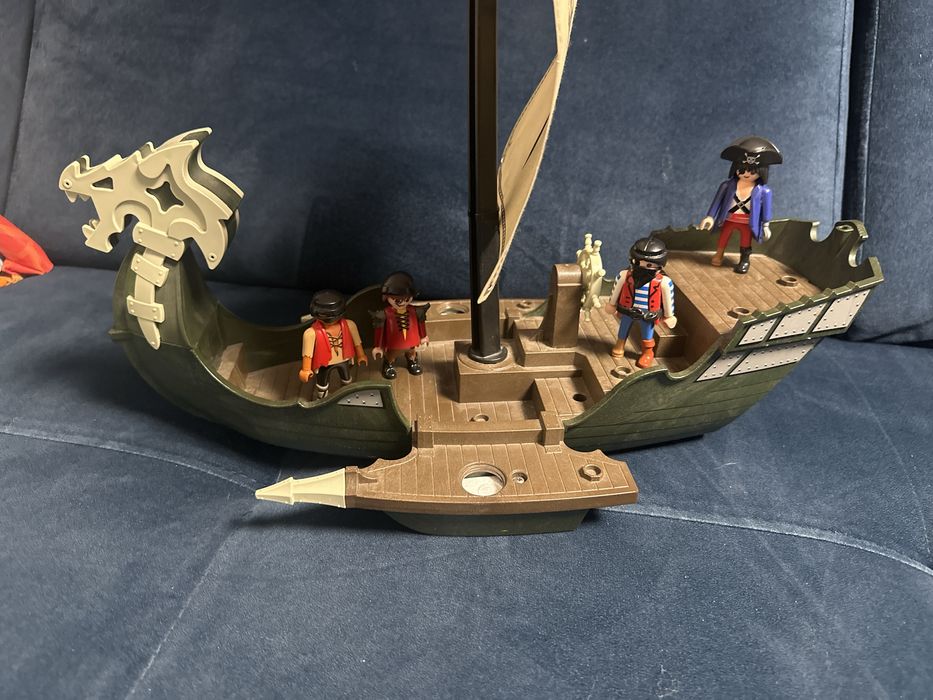 Playmobil statek piracki z piratami