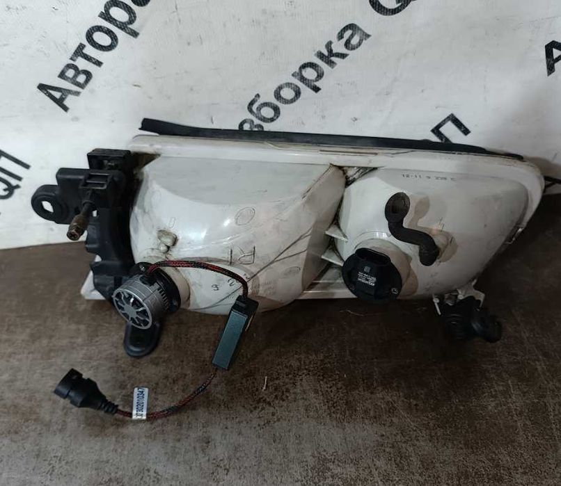 Фара Toyota Camry 20 (811708Y008). Разборка Toyota Camry 20