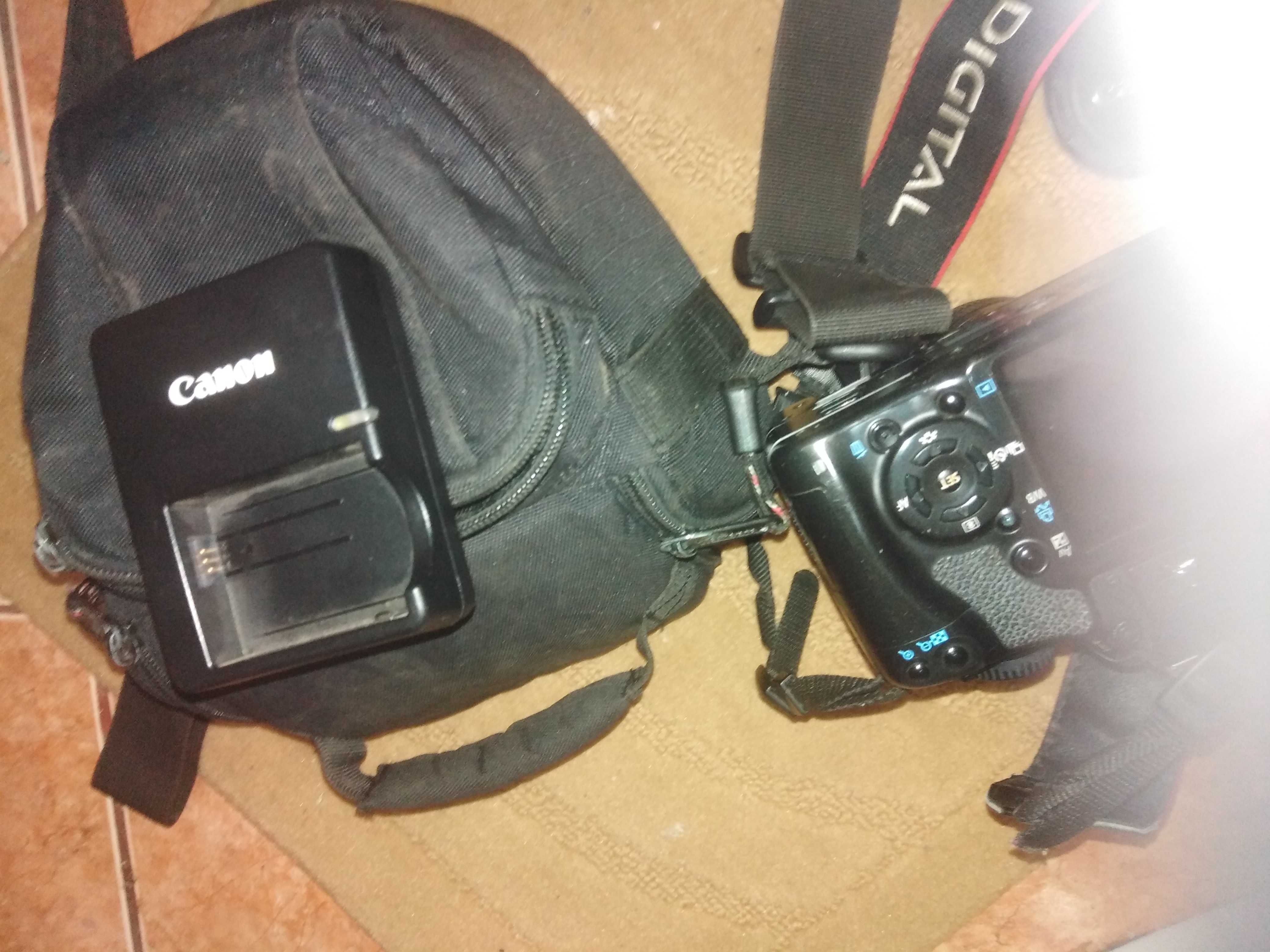 Фотоапарат Canon DS126181