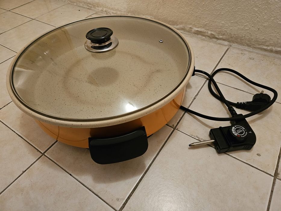 Panela eletrica grande