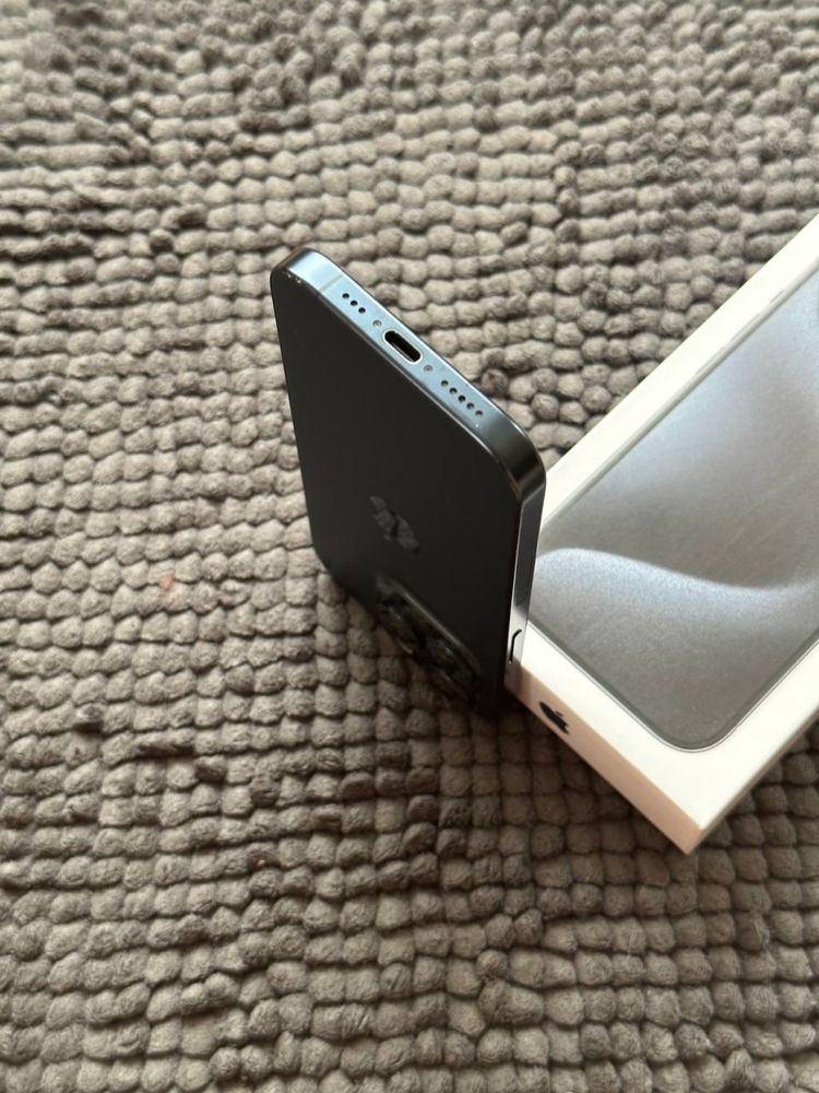 Продам IPhone 15 PRO 128 Neverlock