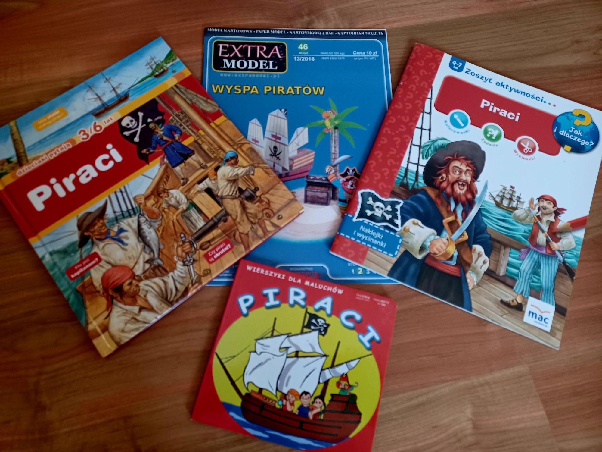 Piraci, zestaw książek dla fana piratów