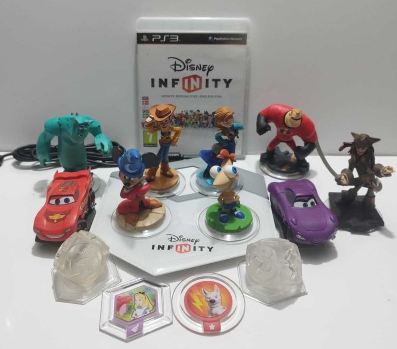 Disney Infinity  9 Figurek, Portal i Gra na PS3