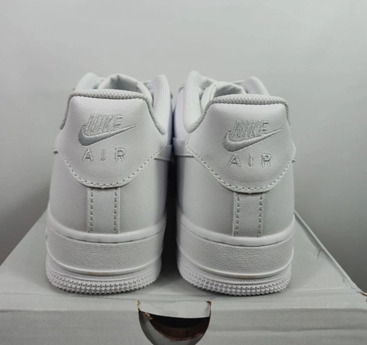 meskie air force biale sneakersy force 1 nike 43
