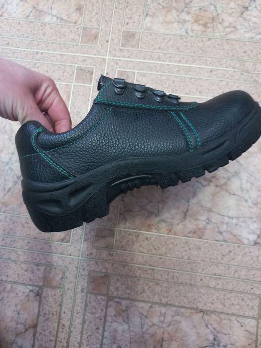 Ботинки шкіряні 36р.