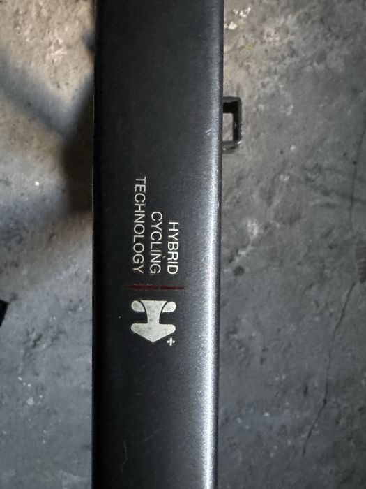 Rama GIANT XL + silnik Yamaha SyncDrive NOWE (rower elektryczny)