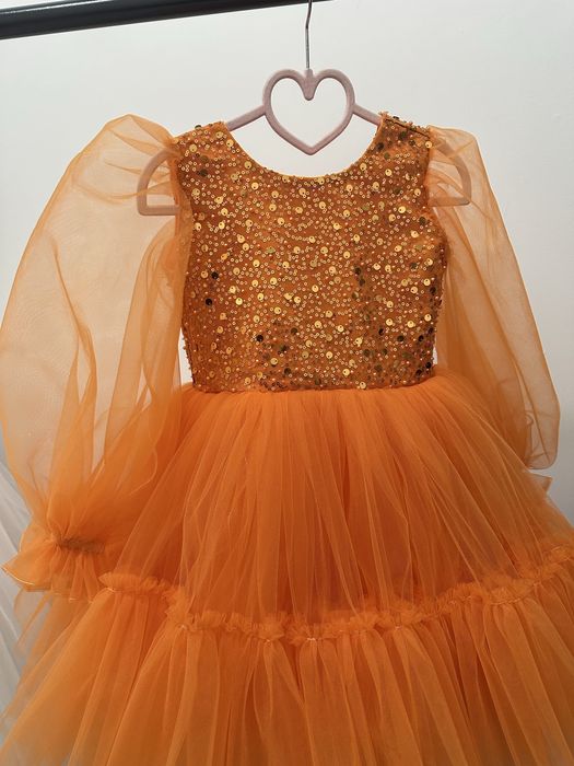 Лисичка, мишка сніжинка