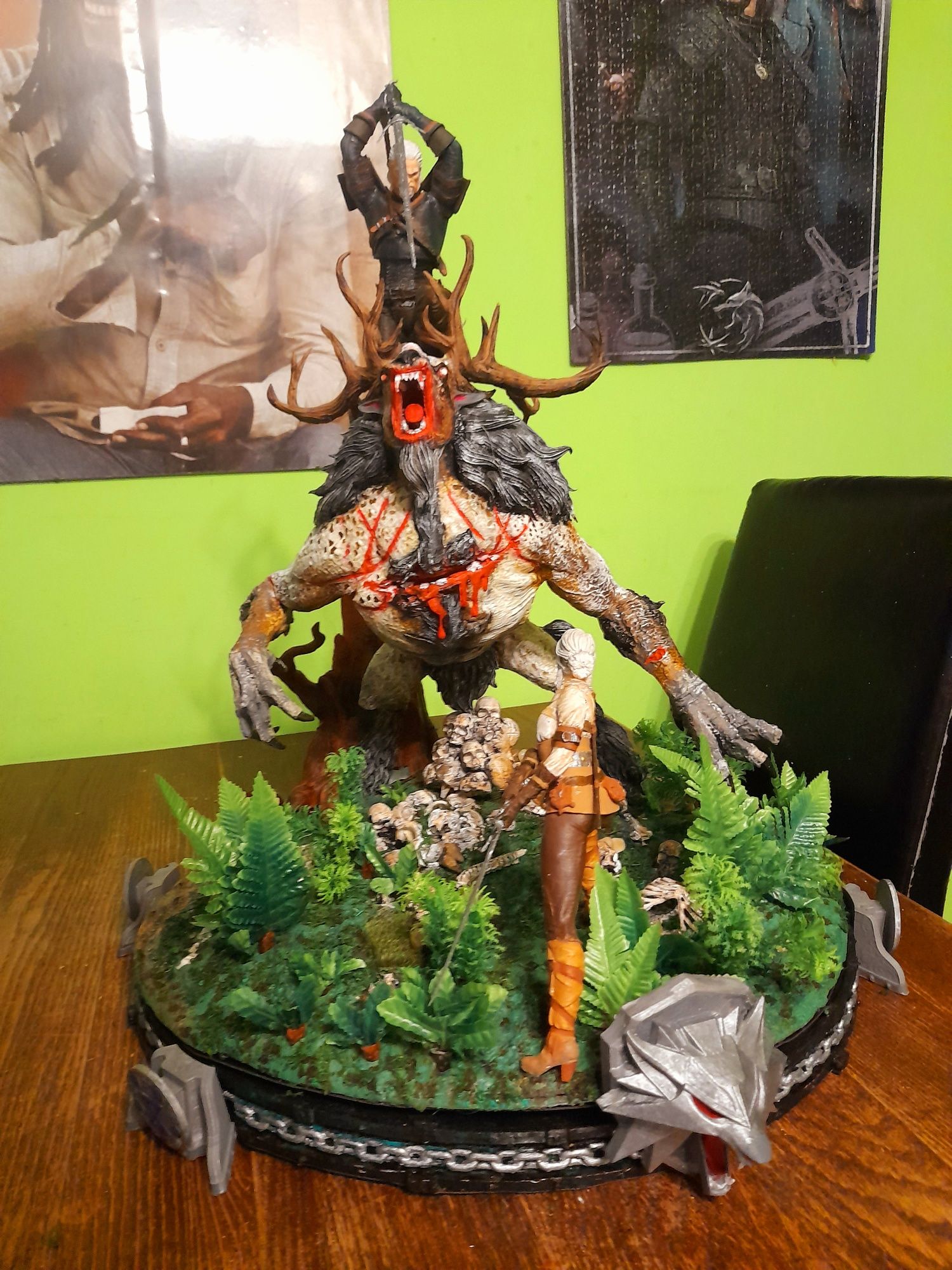 Diorama The Witcher - Walka Gelarda I Ciri z  Biesem