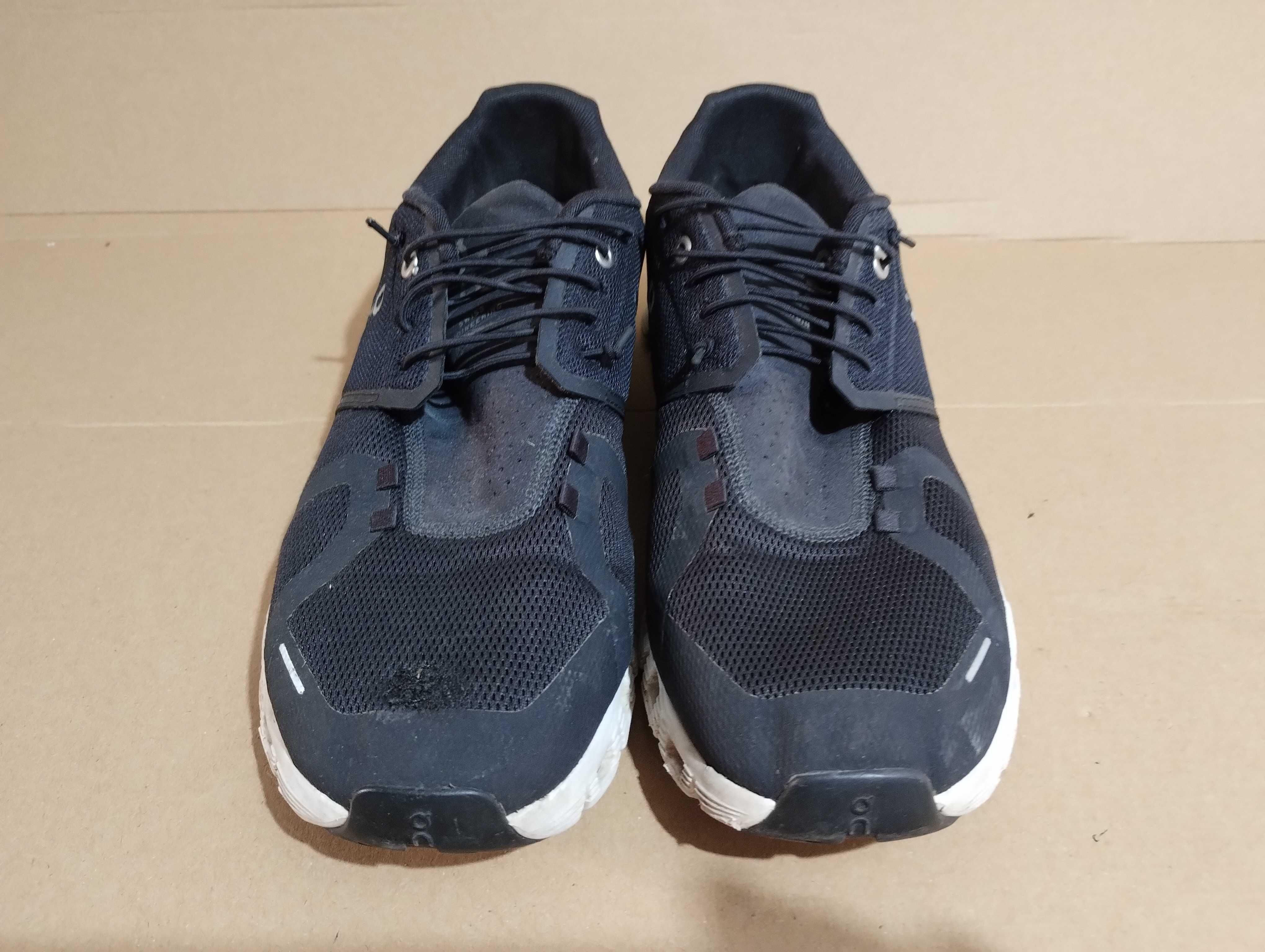 Buty do biegania biegowe ON Running Cloud 5  roz. 47