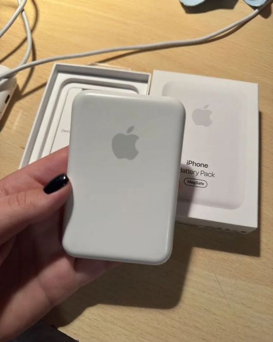 Внешний аккумулятор apple magsafe оригинал