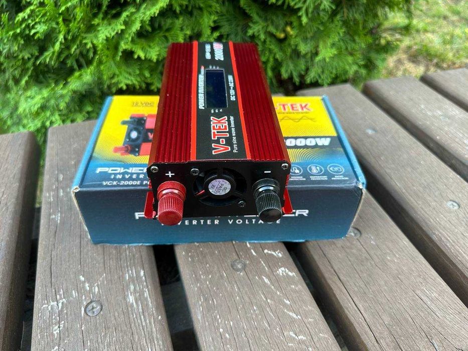 Инвертор 2000ватт чистый синус 12v 220v 2000ватт. Переторювач струму