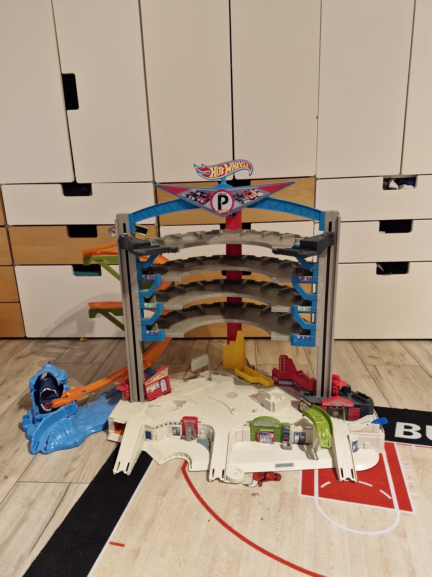 Garaż na samochodziki Hot Wheels