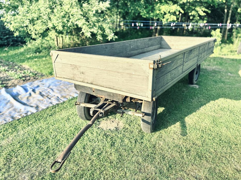 Wóz do ciągnika na koła 16 cali