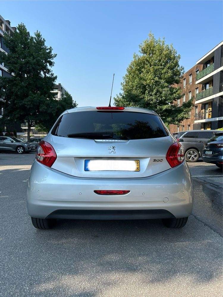 Peugeot 208 hdi Nacional 152000km