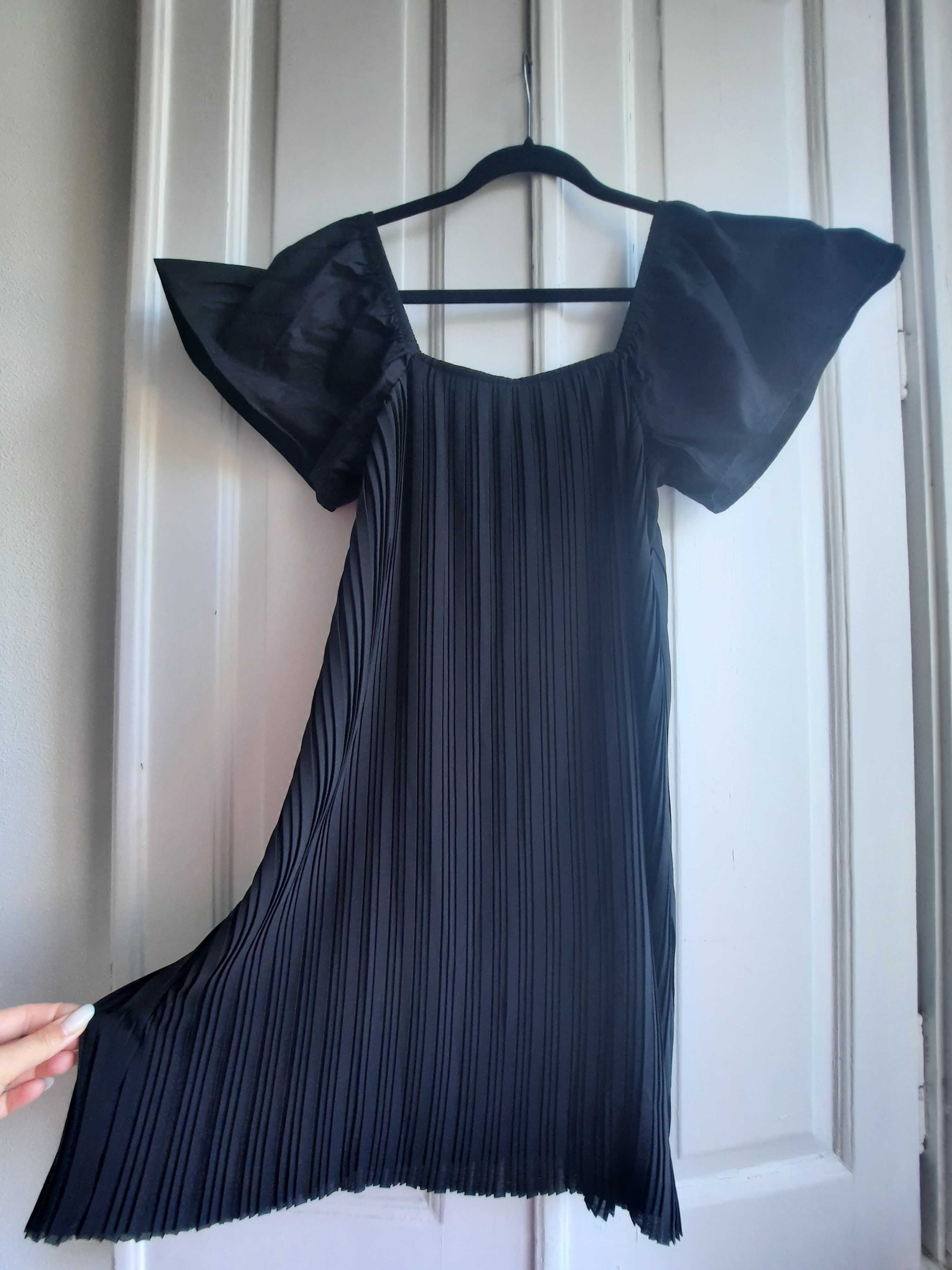 Vestido plissado preto