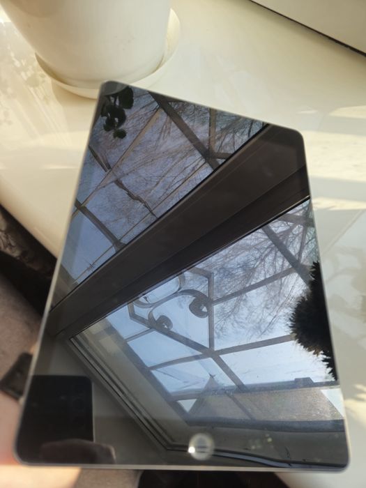 Планшет Ipad 8 32 gb lte (MDM)