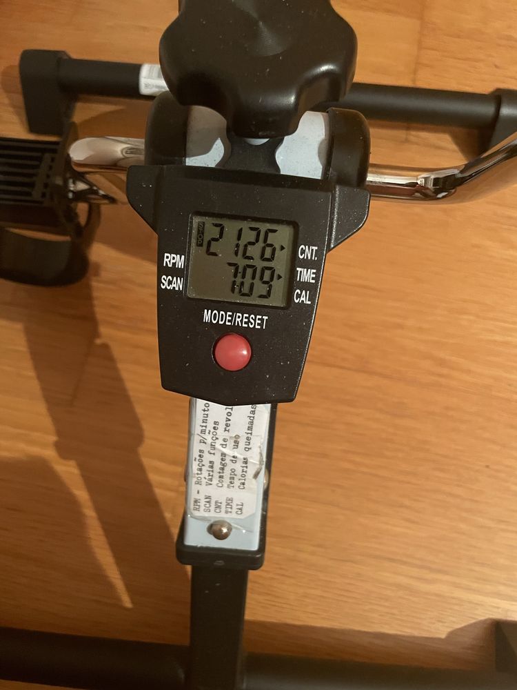 Pedaleira para exercício em casa