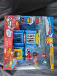 MagicBox Super Zings Posterunek Policji + 2 figurki + pojazd Superzing