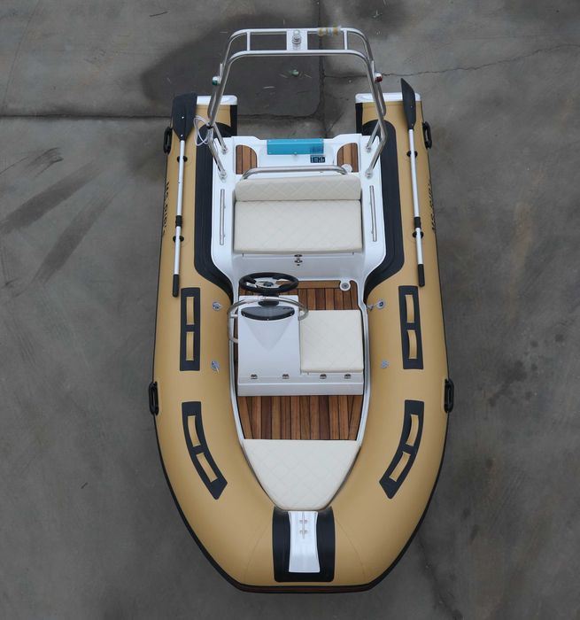 Motorówka RIB 360 Hypalon, Silnik Suzuki DF20ARS, przyczepa Brenderup