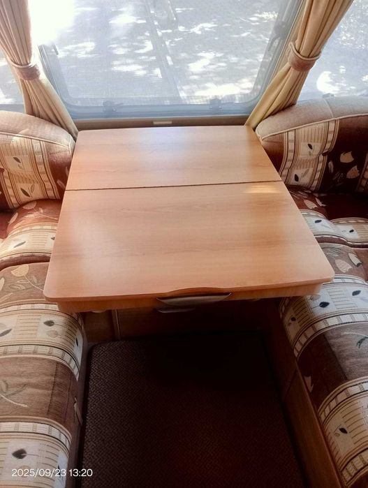 Caravana Inglesa em excelente estado