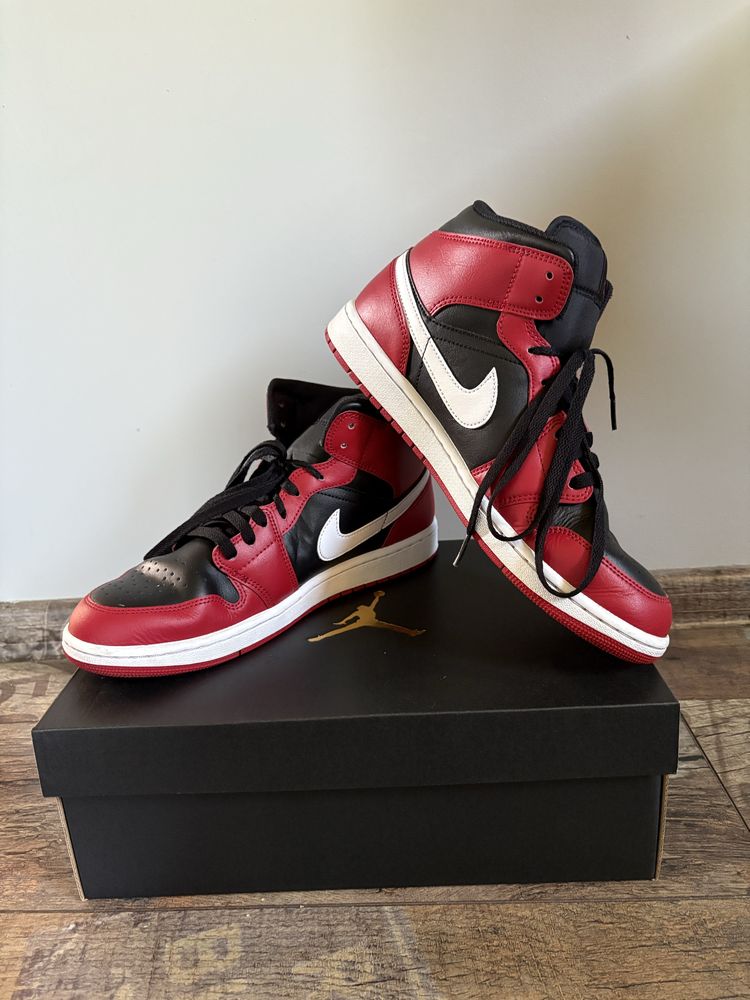 Jordan 1 mid rozmiar 44