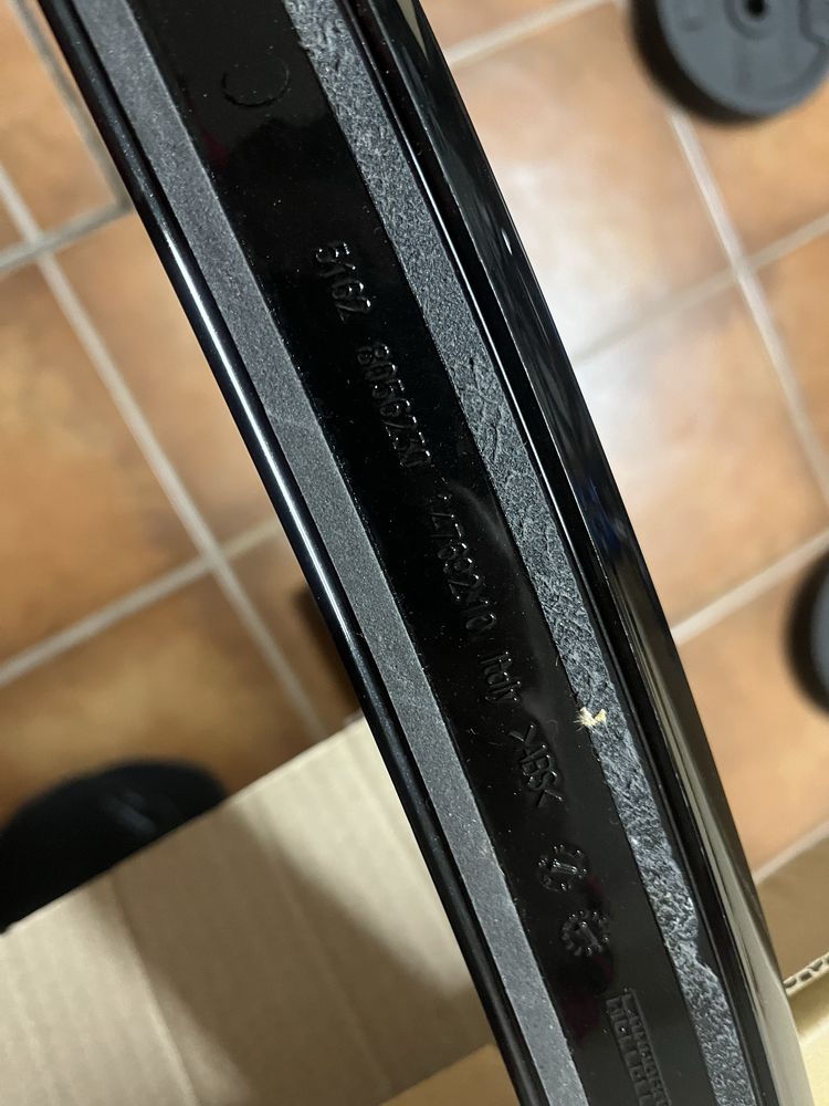 Conjunto de lip frontal, aileron traseiro e capa de espellhBMW F22/F23