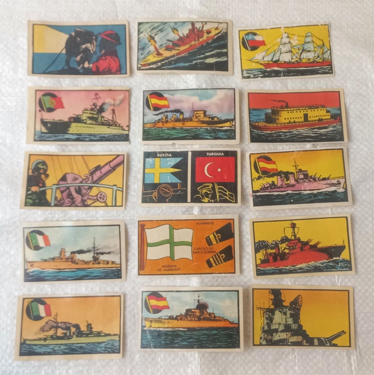 Lote de 257 cromos, esquadras de guerra, anos 50.