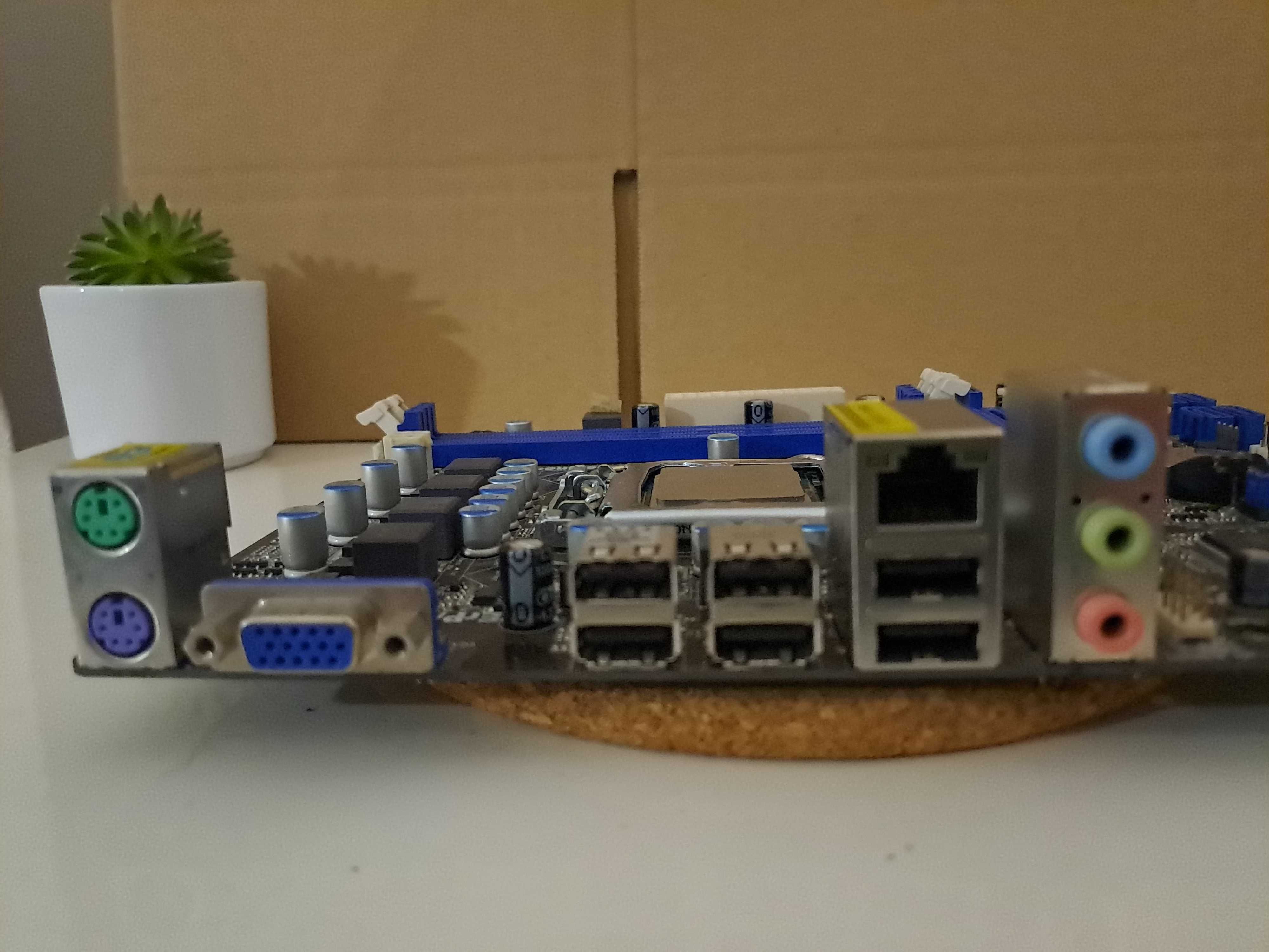 Płyta główna Asrock H61M-VS z możliwością PCIe 3.0 + Celeron g530