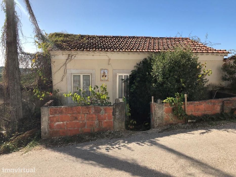 Moradia para venda em Alcanede