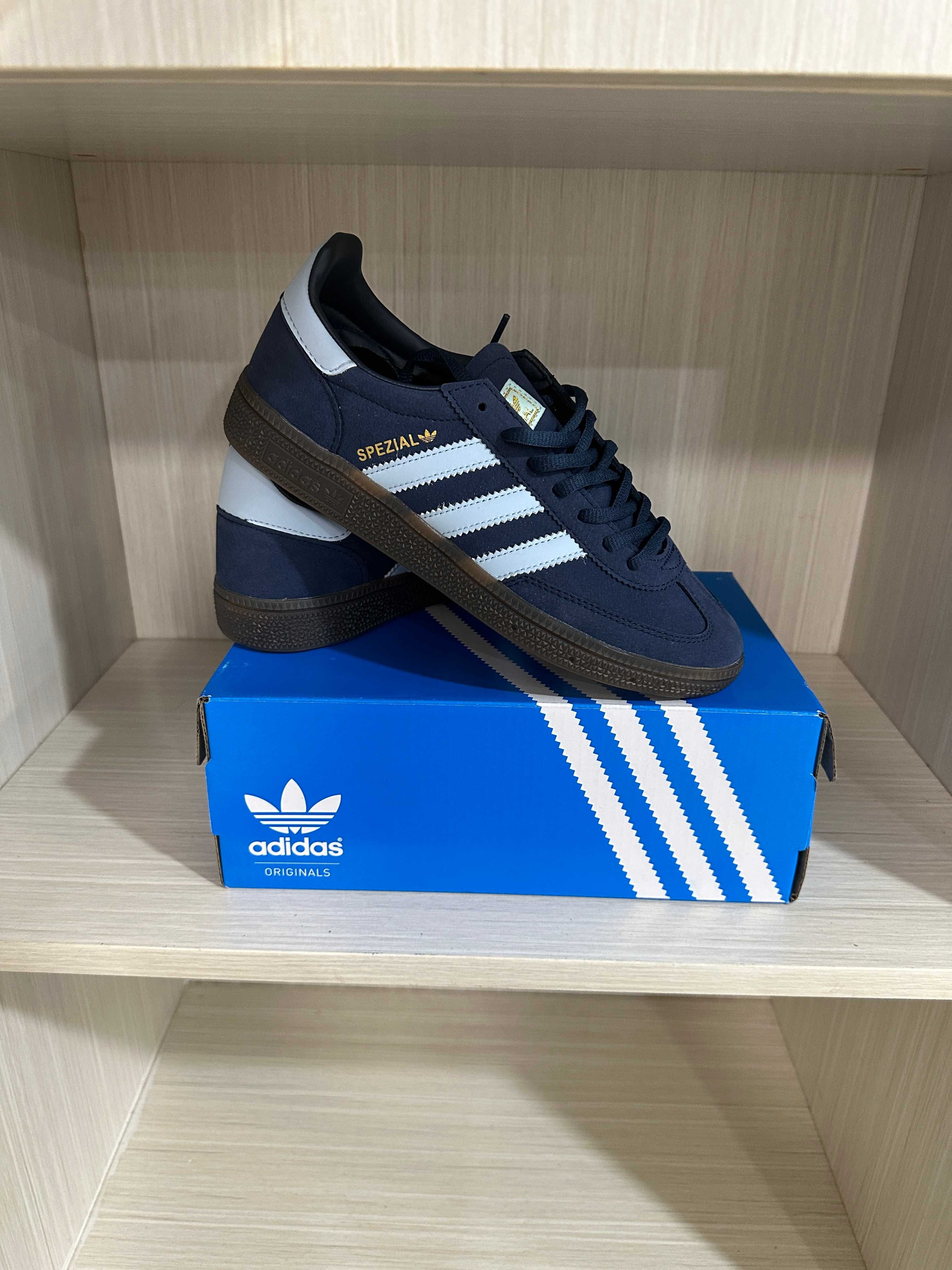 Adidas buyt damskie Handball_Spezial Navy_Gum Espadryle R.36