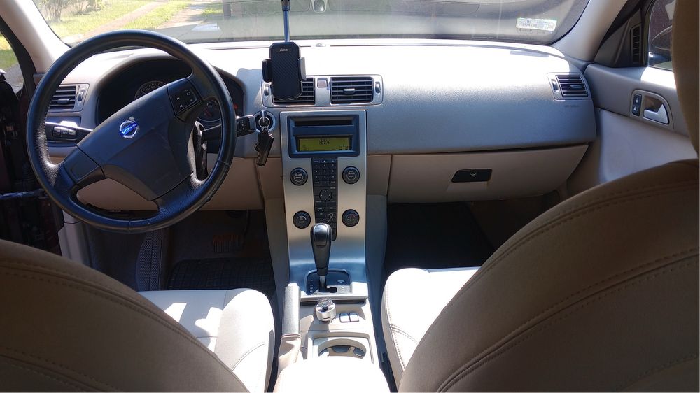 Volvo s40 2.5 turbo 4x4 LPG