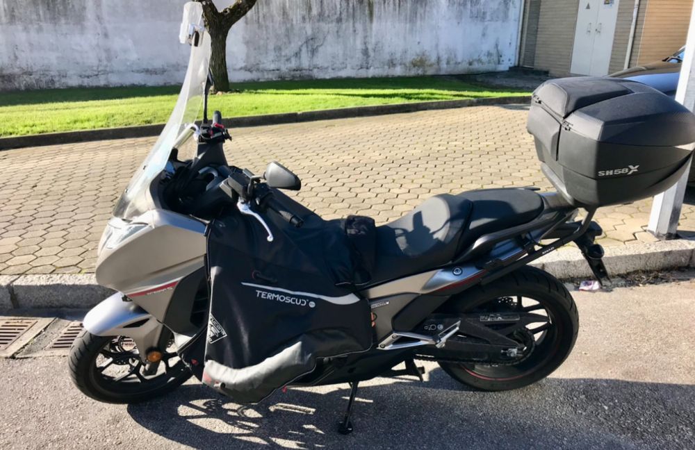 HONDA INTEGRA 750 S (ano 2017 /33000Km) 5999€